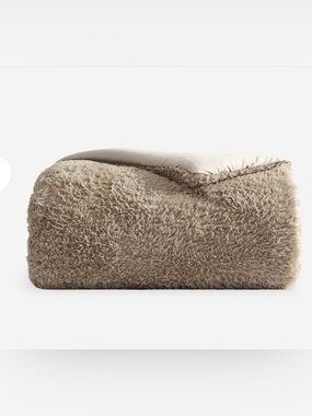 Sunday Citizen Breathable Faux Fur Bamboo Comforter Queen / Full Toffee NWOT